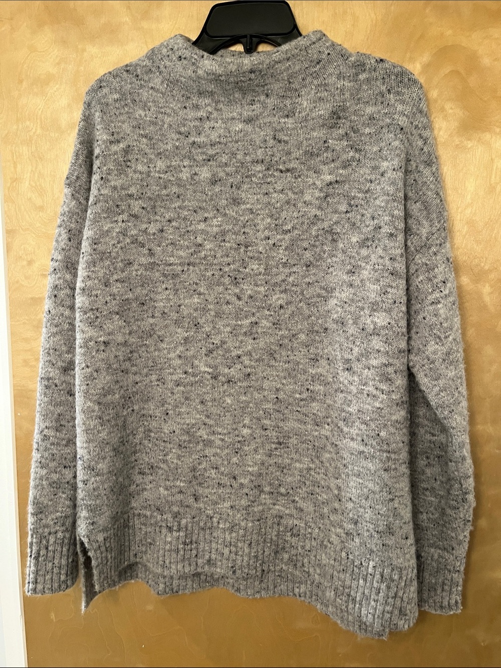 Well Worn Women's Speckled Gray Crewneck Sweater